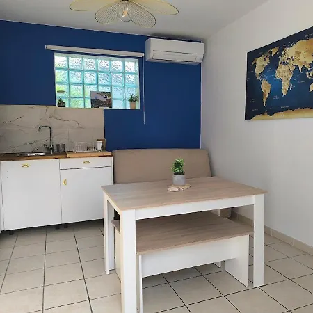 Maisonnette La Tropicale 度假居 苏斯通