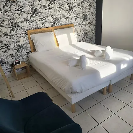 度假居 Maisonnette La Tropicale 苏斯通