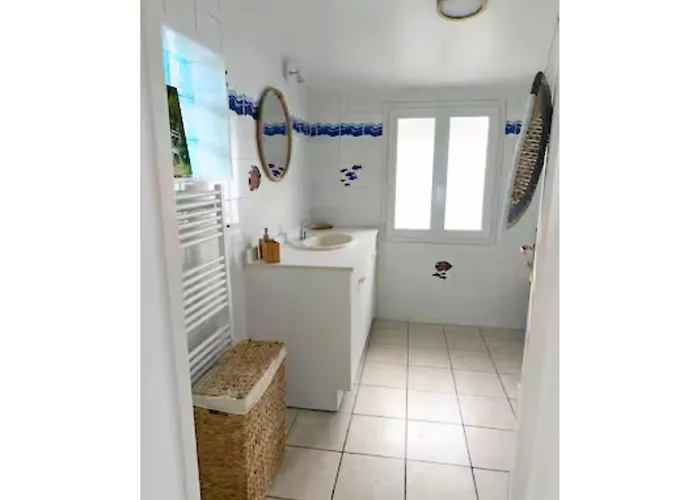 Entre & Ocean A - C' La Vieconciergerie